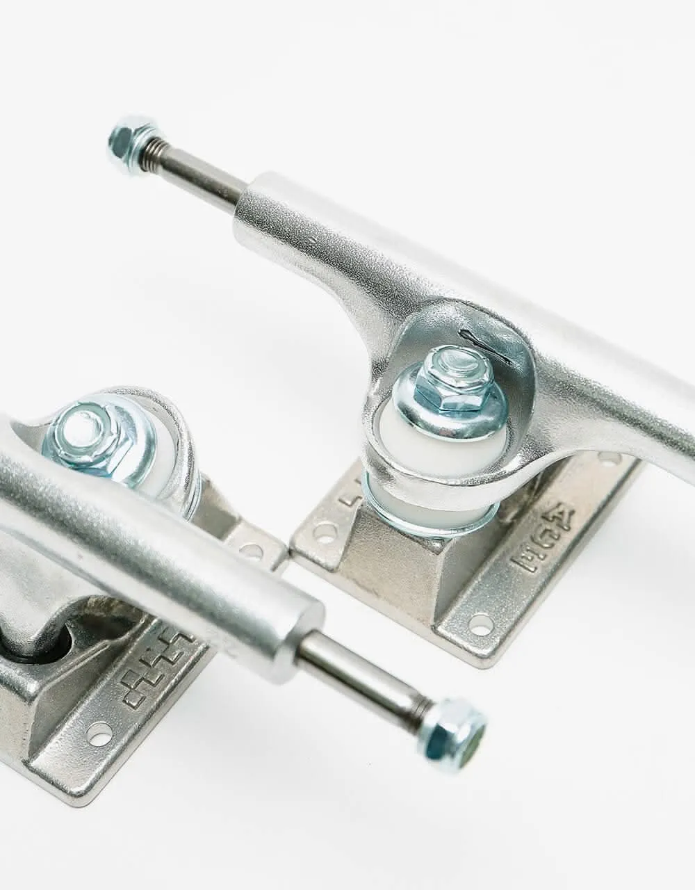 Ace 22 Classic Skateboard Trucks - Polished (Pair)