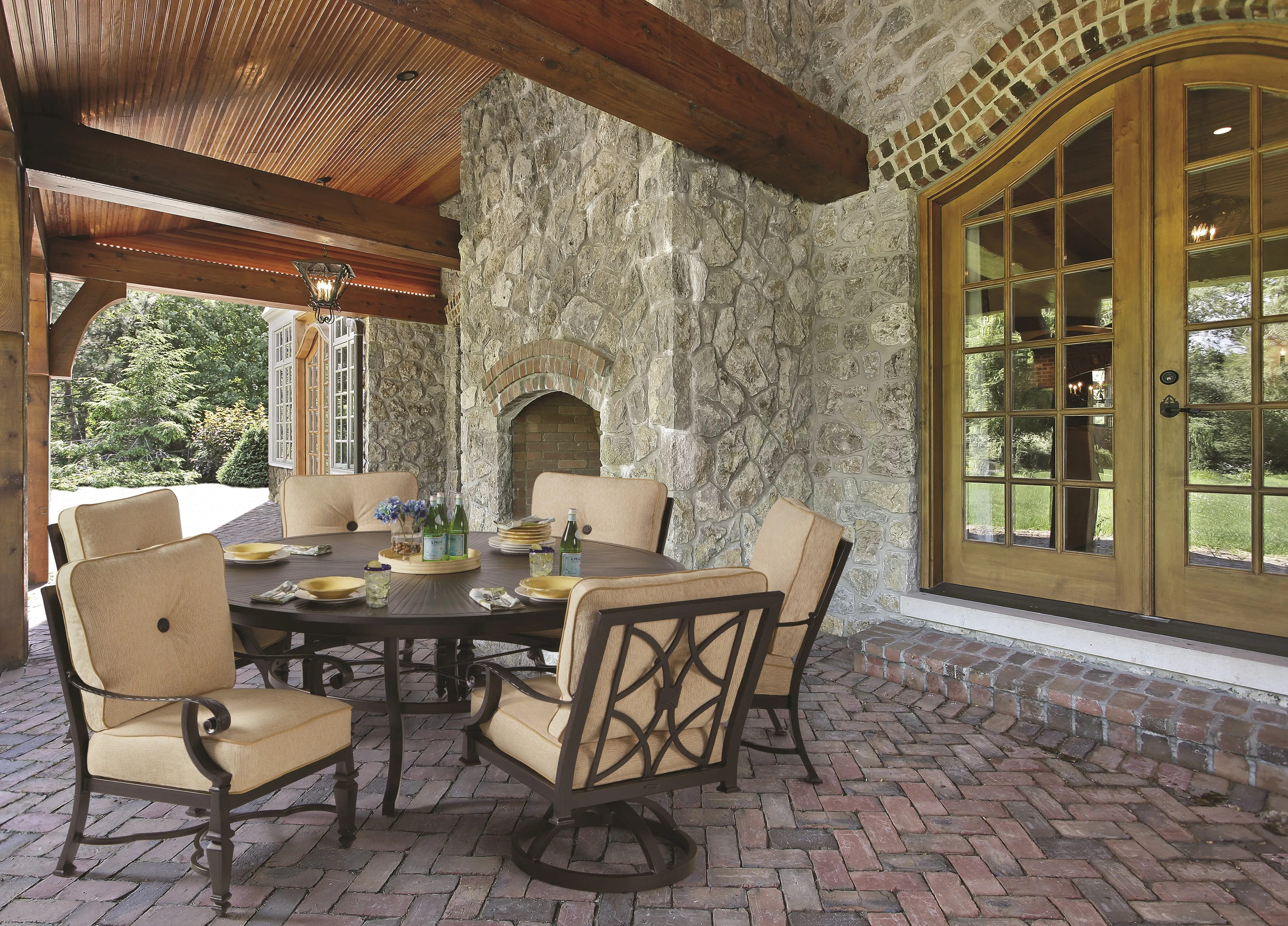 Bellagio Cushion Round Dining Table for 6 By Castelle