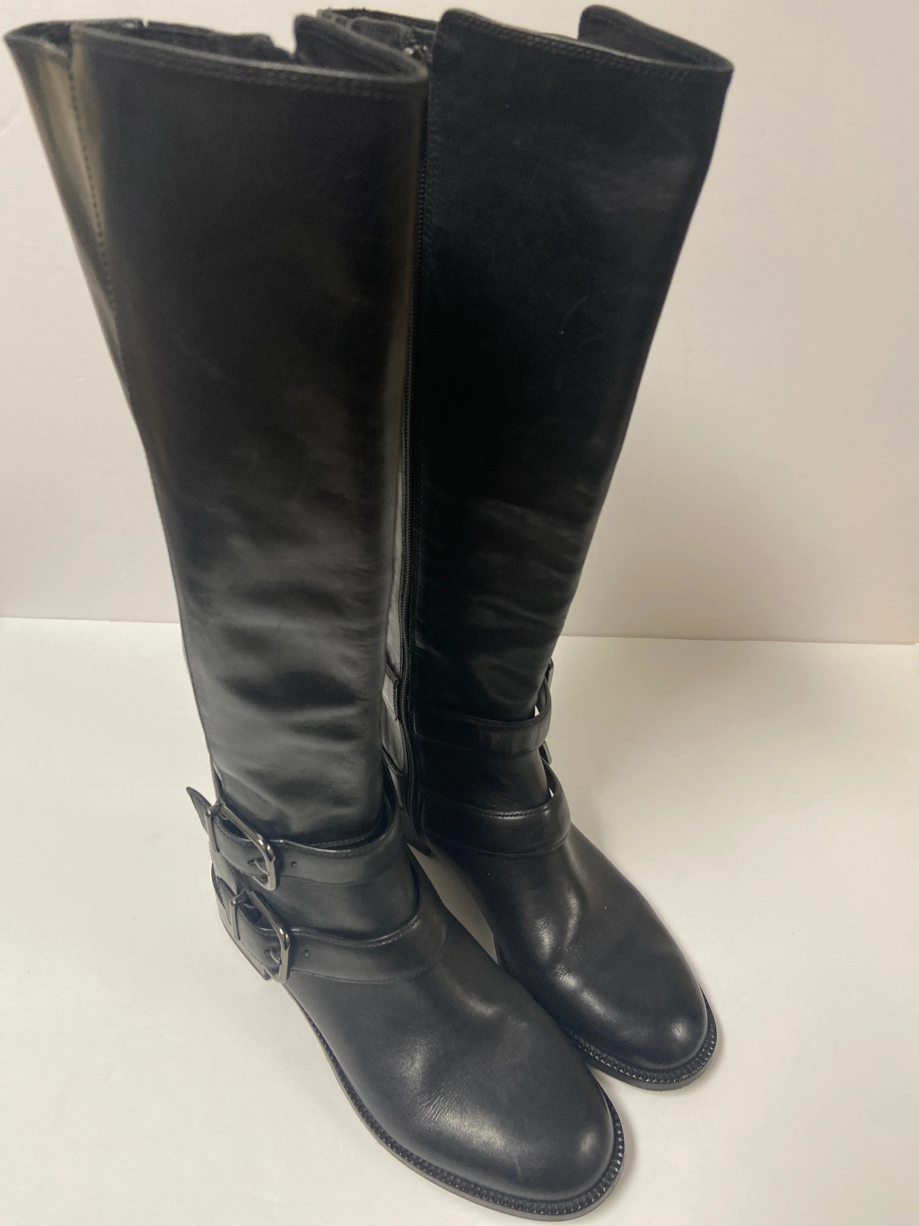 Boots Knee Flats By Via Spiga  Size: 8