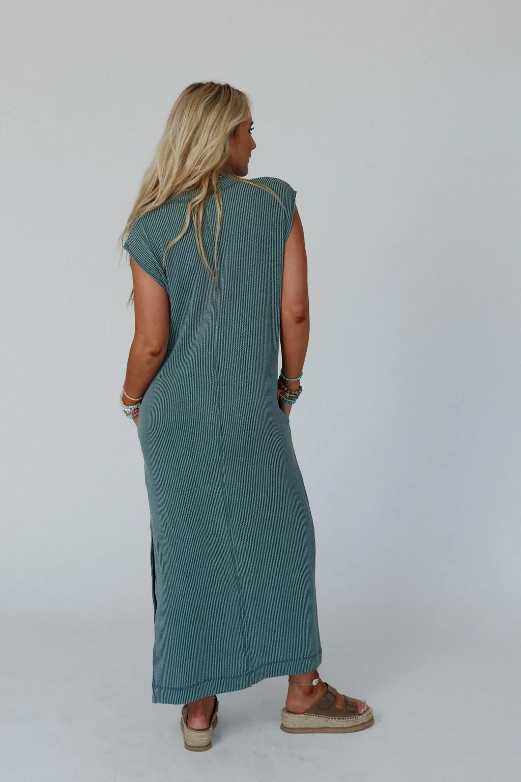 Madeline Textured Maxi Dress - Moss