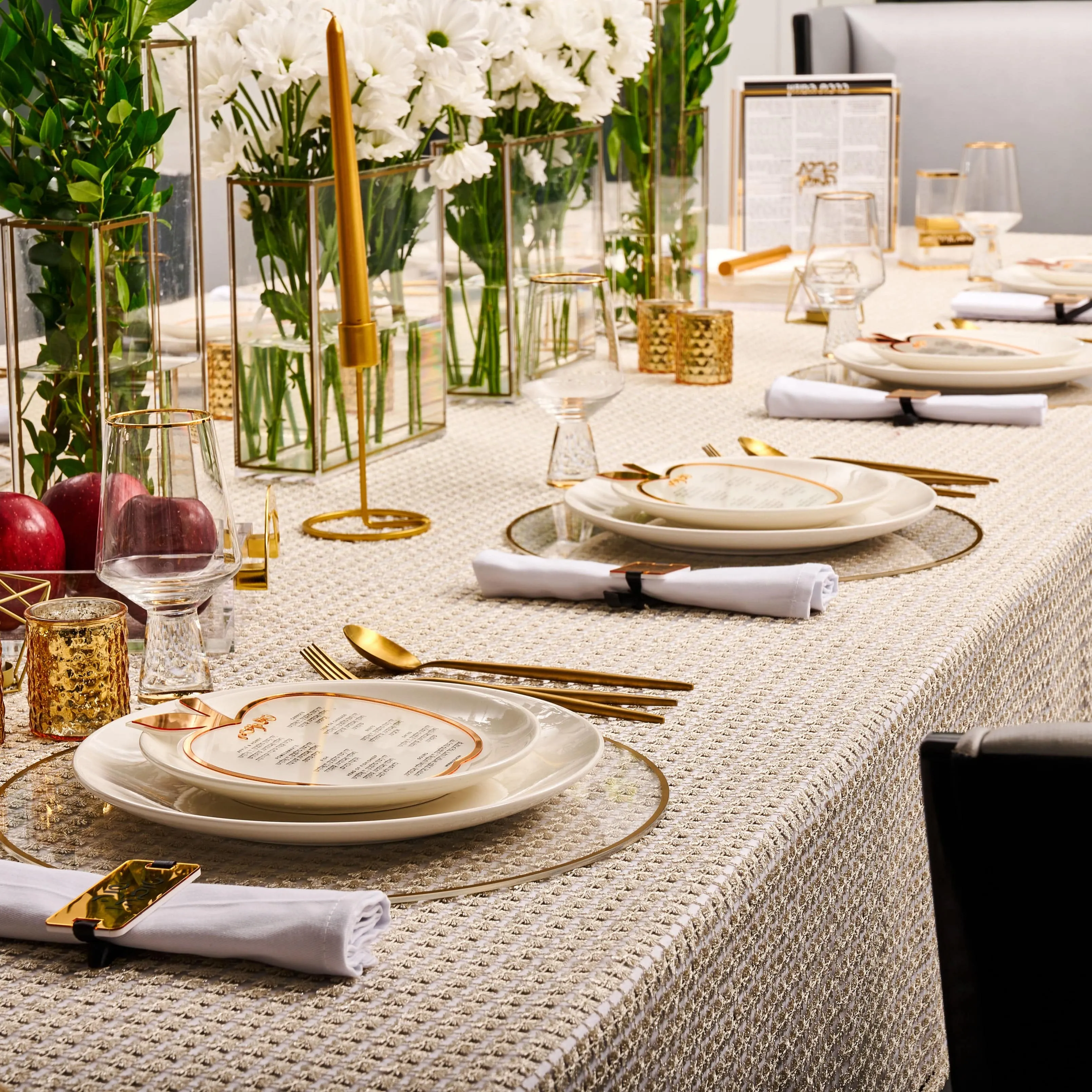 Rosh Hashana 2023 Classic Tablescape