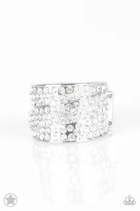 The Millionaires Club White-Ring